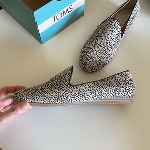 TOMS Darcy Flat Leopard Cheetah NWT